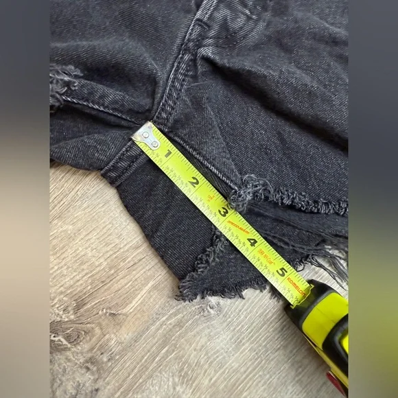 Levis 501 Shorts Size 24 - Picture 6 of 9